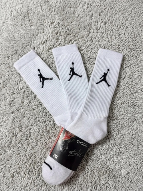 Calcetines blancos con logotipo Jumpman negro y textura acanalada