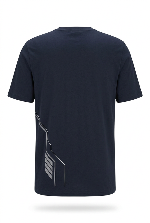 Playera BOSS azul marino, espalda con gráfico lateral en maniquí invisible