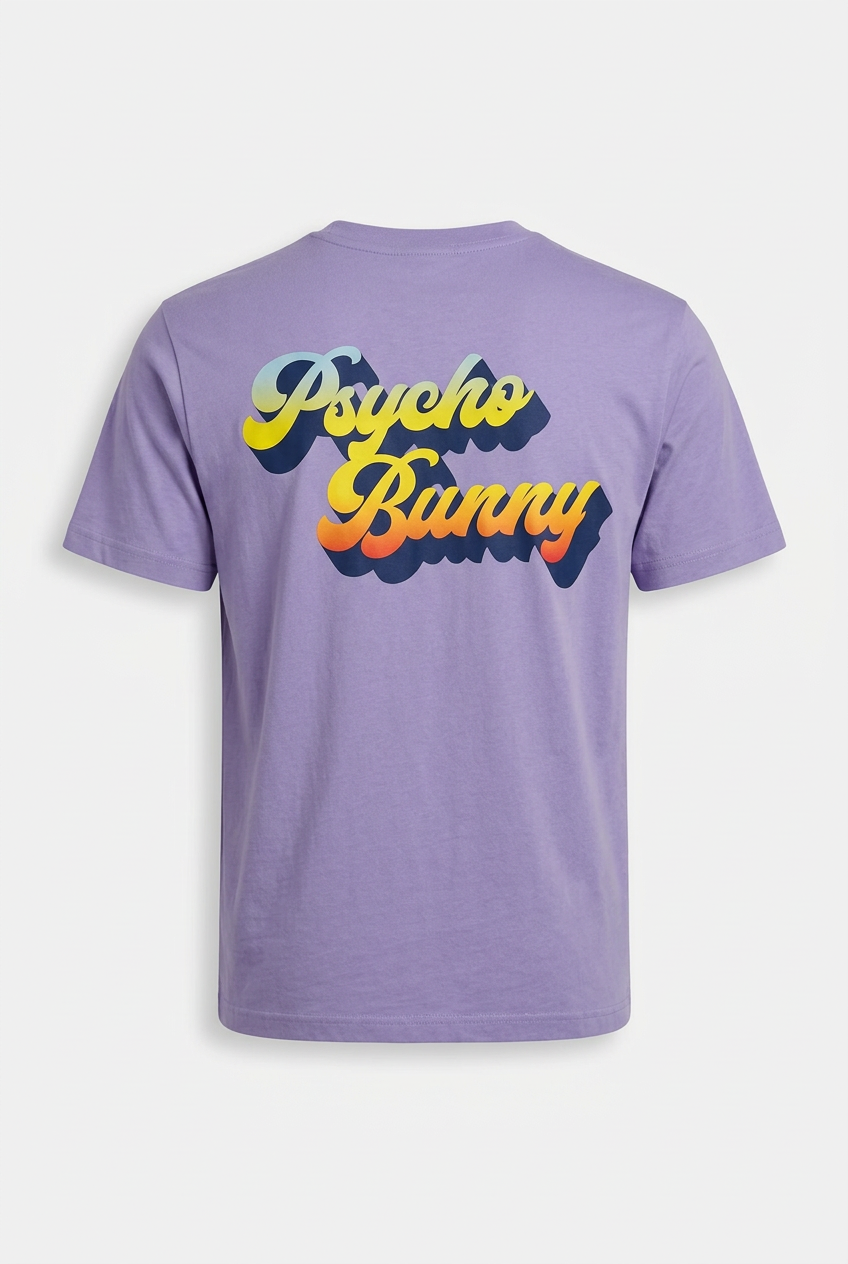Playera lila con letras Psycho Bunny en maniquí invisible 3D de espalda